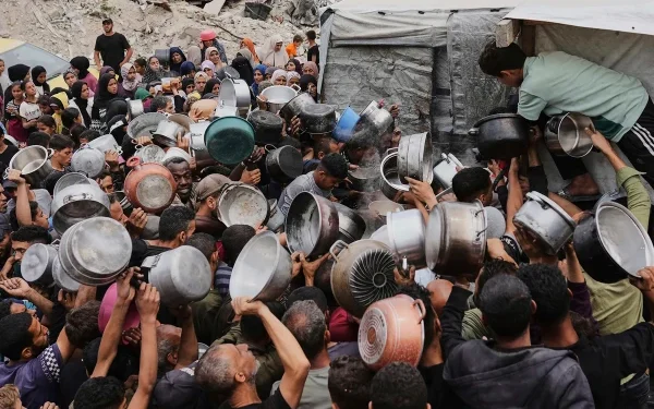 اسرائیل کا قحط اور بمباری کا خوفناک کھیل جاری، غزہ میں 197 افراد بھوک سے شہید