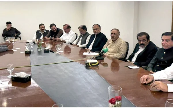 آزاد کشمیر میں حکومتی اور عوامی ایکشن کمیٹی کے درمیان مذاکرات کامیاب، معاہدہ طے پاگیا