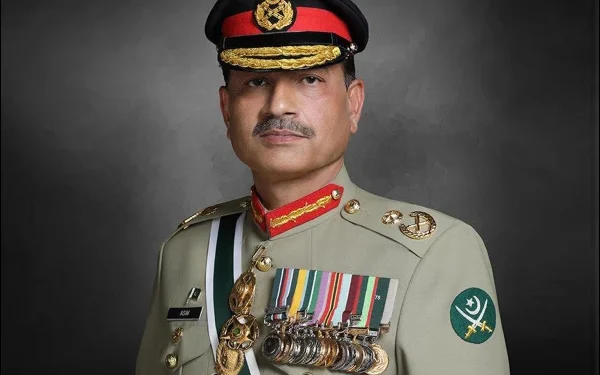 افواج سے متعلق قانون میں ترامیم: آرمی چیف اب سے چیف آف ڈیفنس فورسز مقرر، عہدے کی مدت 5 برس ہوگی