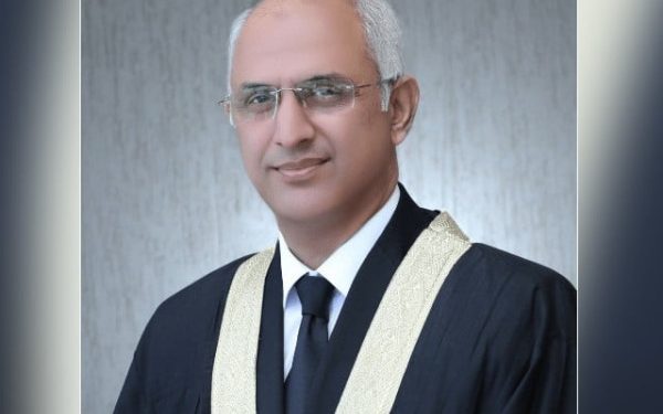 ہم نے ڈکٹیٹرشپ کے دوران آنکھ کھولی، اب تو ججز بھی نہیں رہے، جسٹس محسن اختر کیانی کے اہم ریمارکس