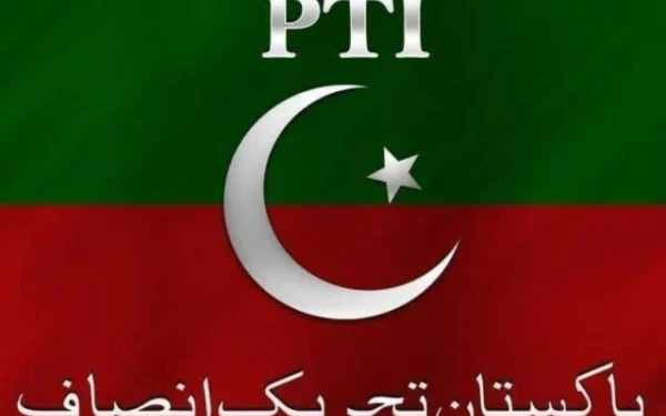 پی ٹی آئی کا اپنے 2 سینیٹرز سے رابطہ منقطع